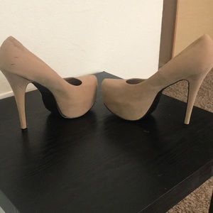 Tan heels